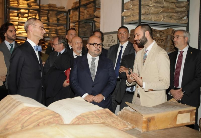 c241efdb d3df 4fc8 937f a00521235aac