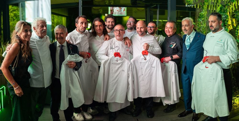 Cucinapoli foto chef con Donatella Rotundo Massimiliano Isaia Tommaso DAlterio low