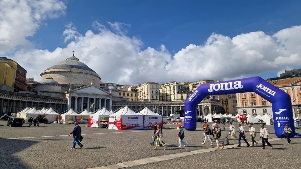 Villaggio Italiana Assicurazioni Neapolis Marathon lpw