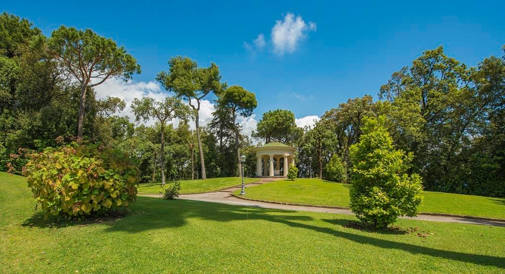 villa rosebery parco e palazzina borbonica Napoli 1 Copy