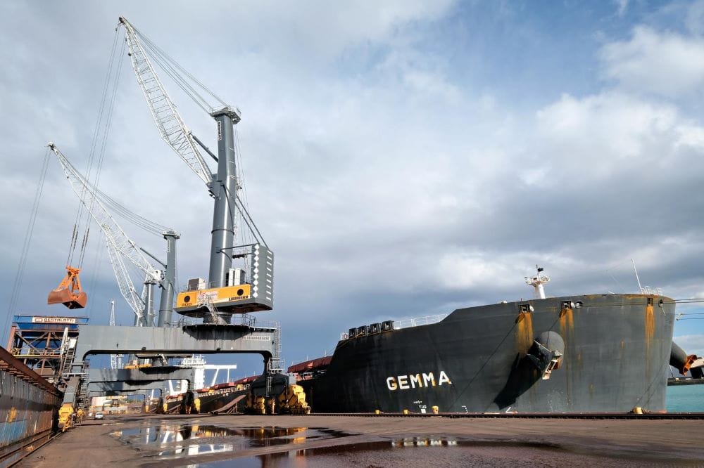Nava Gemma a Taranto low