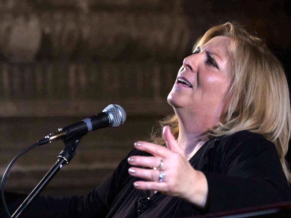 Antonella Morea low