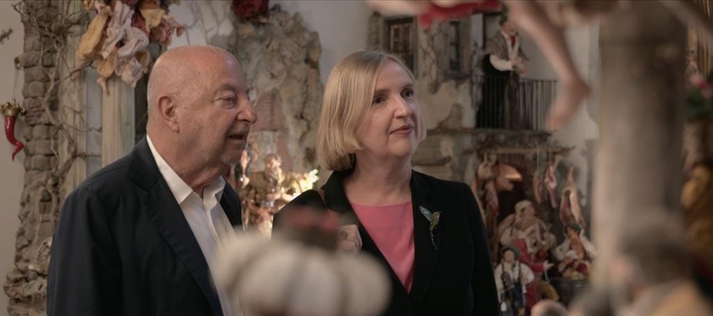 Marino Niola ed Elisabetta Moro raccontano Napoli la citta presepe Copy