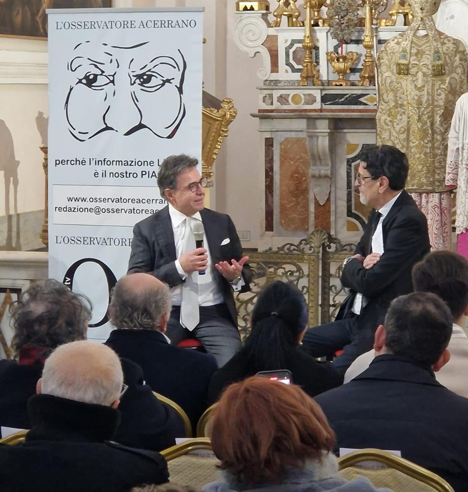 Prof.-Michelino-De-Laurentiis-Copy Acerra celebra le sue eccellenze: al Museo Diocesano il Premio Acerrano dell'Anno 2024