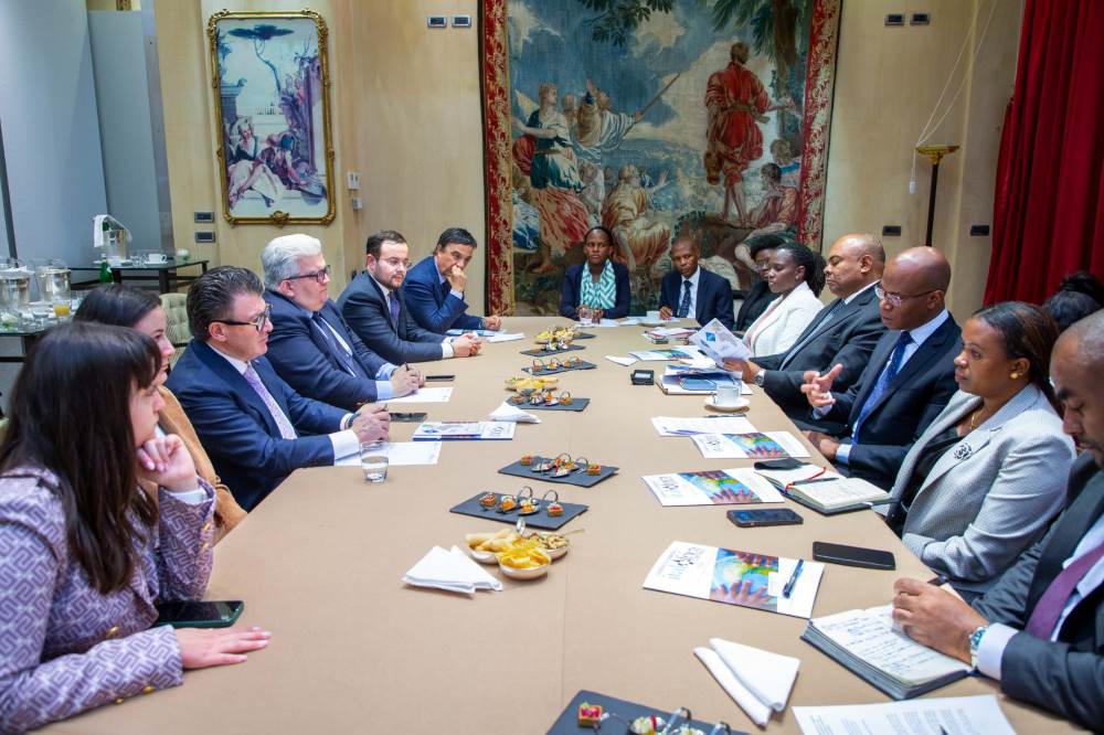 incontro-lavoro-ItaliaAfrica-low Gruppo Cestari: Tra i 250 'Migliori Creatori di Ricchezza'