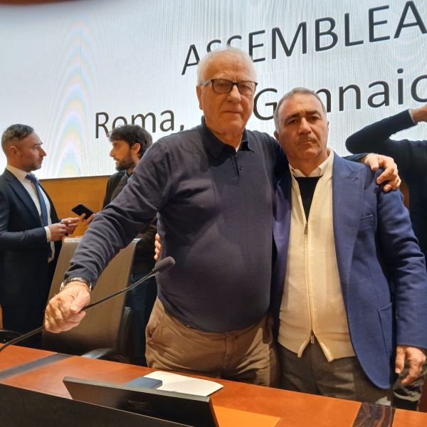 Vincenzo-De-Matteo-e-Giacomo-Errico-low Fiva Confcommercio Caserta: proposte di modifica alla legge Bolkestein
