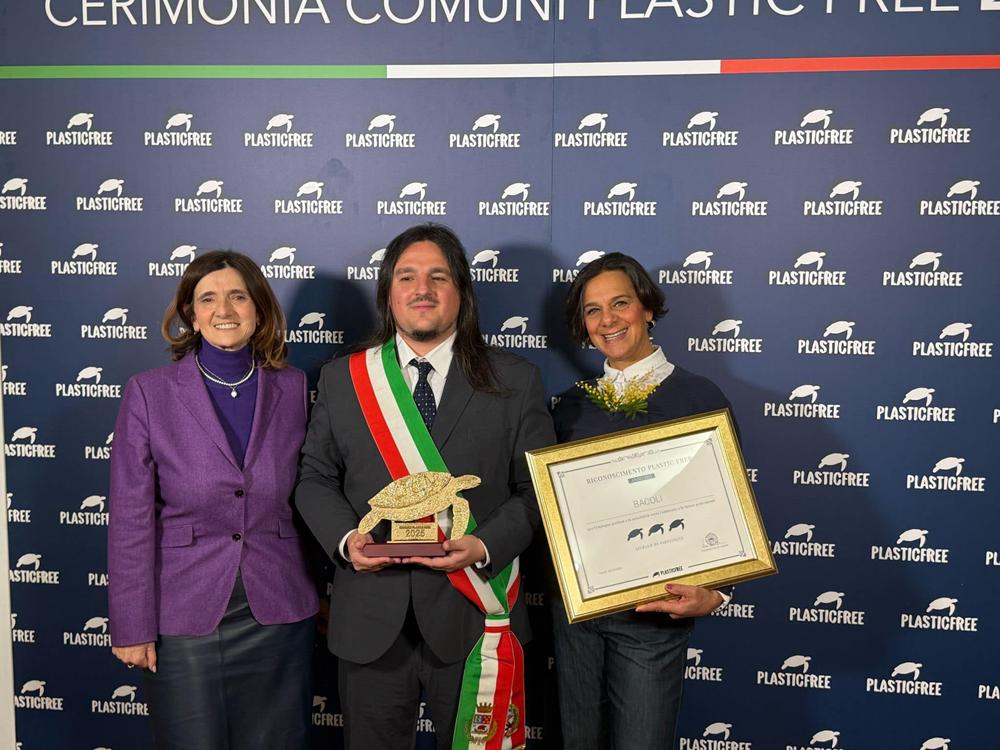 481960366_1180009876827730_2649183016316015523_n-Copy Bacoli Comune Plastic Free 2025: premiato a Napoli tra gli 8 migliori d’Italia