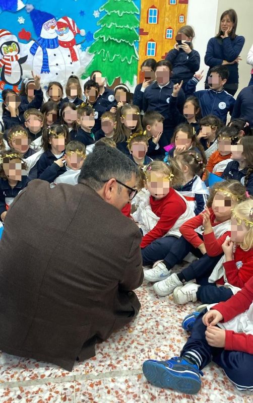 482325718_1193663052762665_4505776066131549456_n-low Bradisismo nei Campi Flegrei: il sindaco di Pozzuoli incontra cittadini e studenti di Agnano