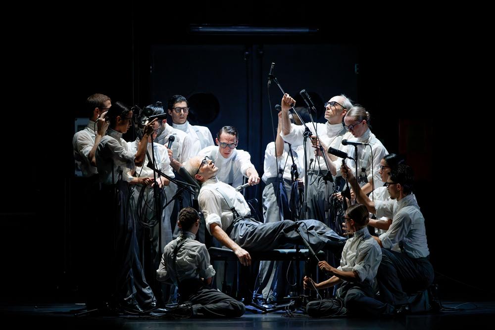 CCN-Aterballetto-Notte-Morricone-ph.-Christophe-Bernard-7-Copy Pompeii Theatrum Mundi 2025: grandi spettacoli tra mito e danza nel Teatro Grande di Pompei