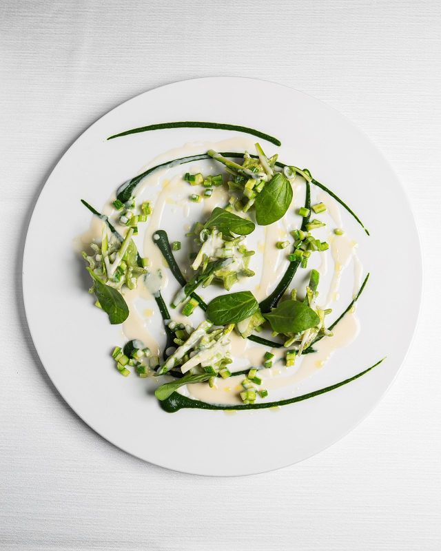 Pasta-fresca.-a-tutto-verde-low Riapre La Corte degli Dei ad Agerola con lo chef Vincenzo Guarino: tra eleganza patrizia e sapori