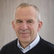 Unknown-3 Nobel per la Fisica a Michel H. Devoret, docente della Scuola Superiore Meridionale di Napoli