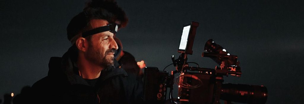 mario_profilo-web-color-Copy-1024x351 Napoli Explosion: l’arte luminosa di Mario Amura illumina il MaxiMall Pompeii